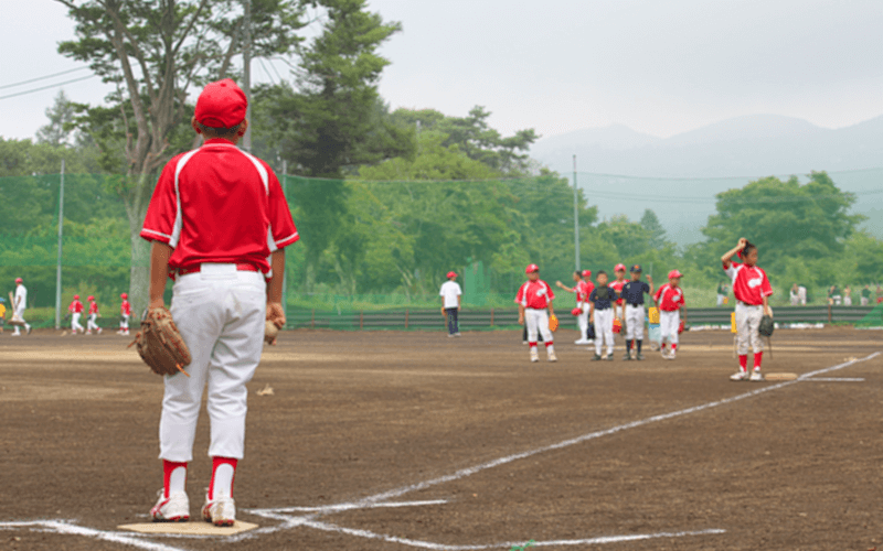 富士山の麓、東照館のグランドで野球やソフトボール合宿