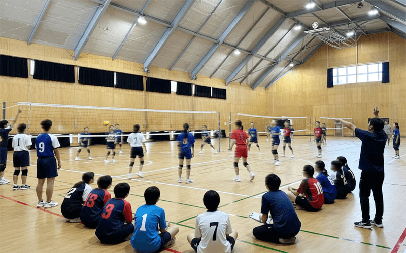 富士山の麓、東照館でバレーボール合宿